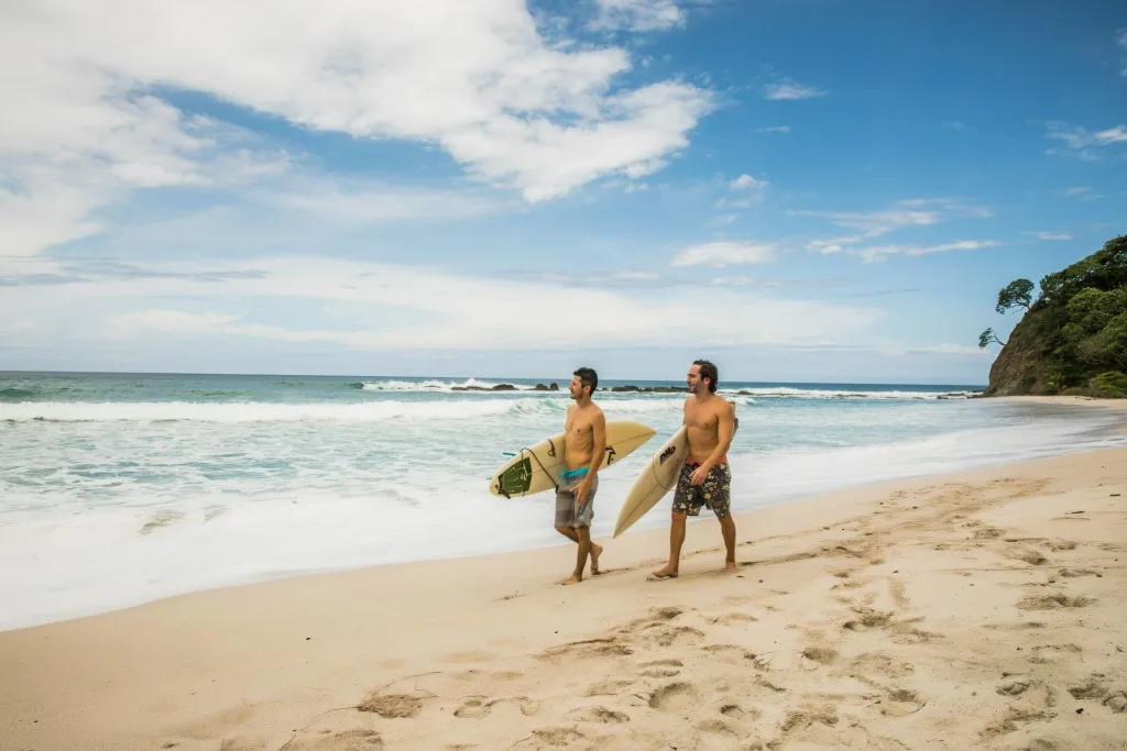 Hacienda Barrigona surfing retreat